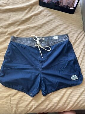 Pacsun board short size L